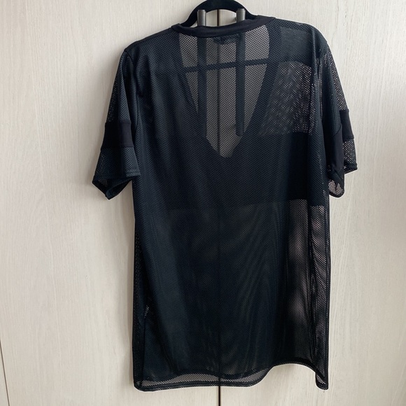 Pretty Little Thing Mesh T-Shirt Dress - Picture 3 of 3